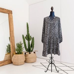 Banana Republic Factory Long Sleeve Leopard Shift Dress